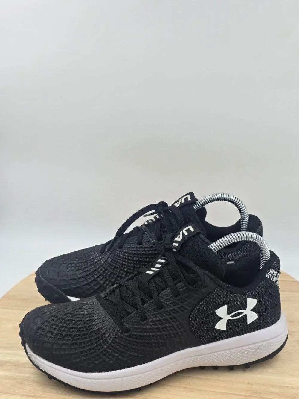 Under Armour Womens Glyde 2.0 Turf Softball Shoes  Size 7 3026604